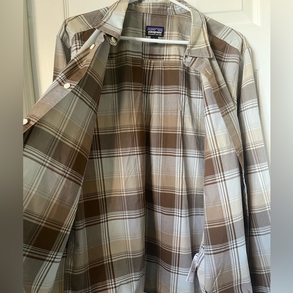 Patagonia Men's Long-Sleeved Fezzman Button Down | Size Large - Picture 8 of 11